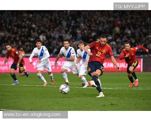 足球的魅力与何忆义的追梦之路：一位年轻球员的成长故事